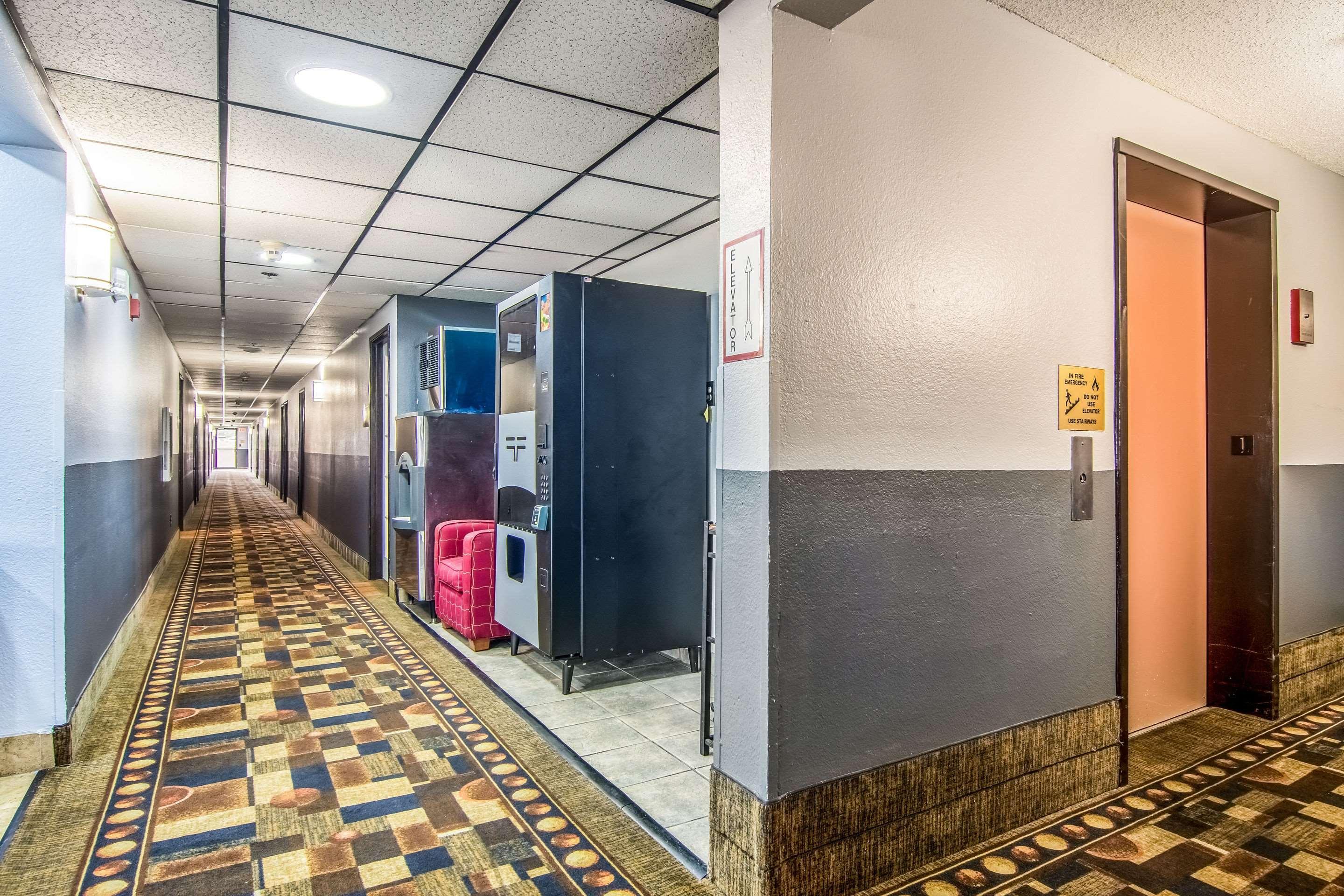 Inn Quality Atlanta Airport-central