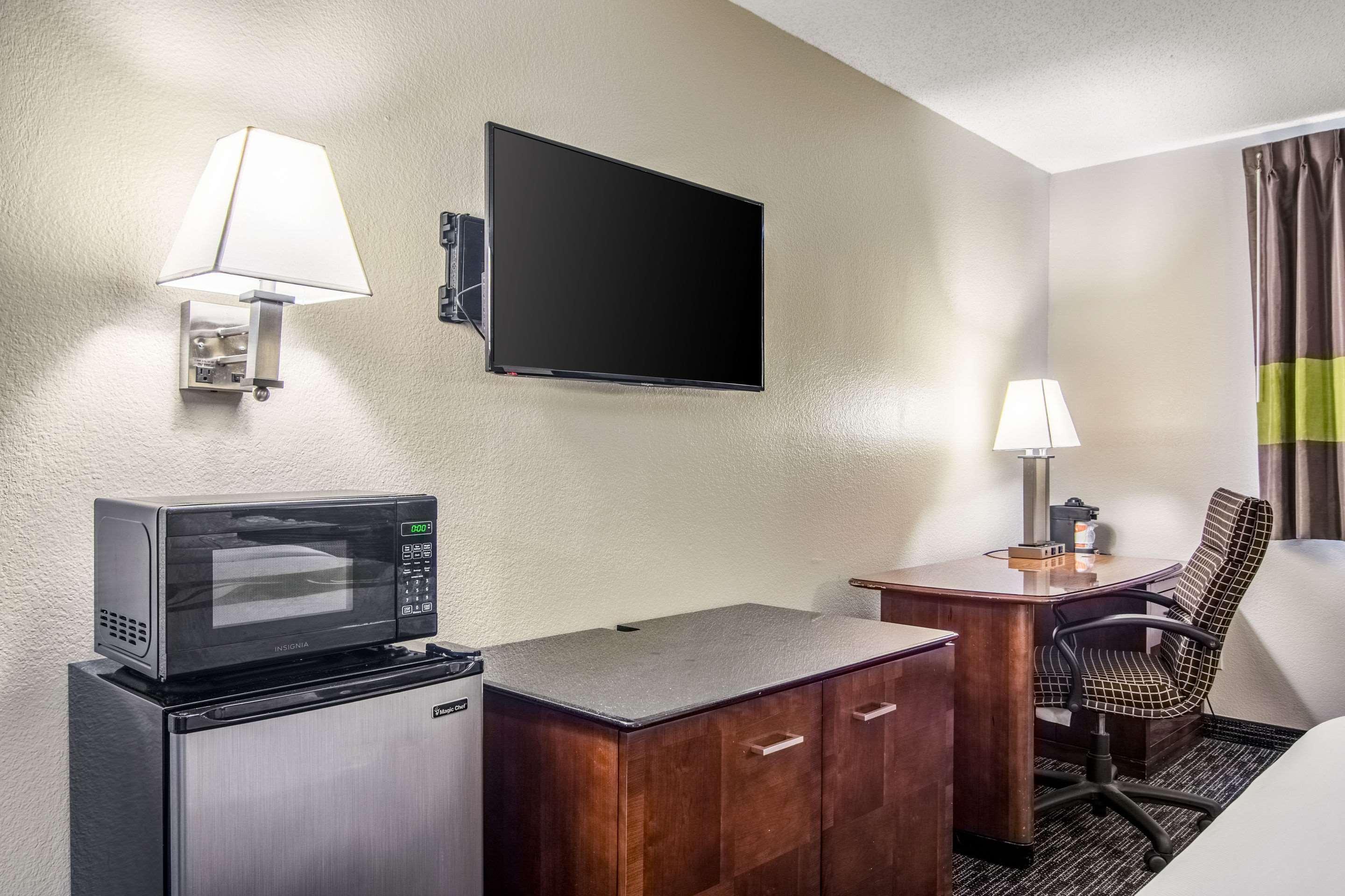 Quality Atlanta Airport-central Inn 2*
